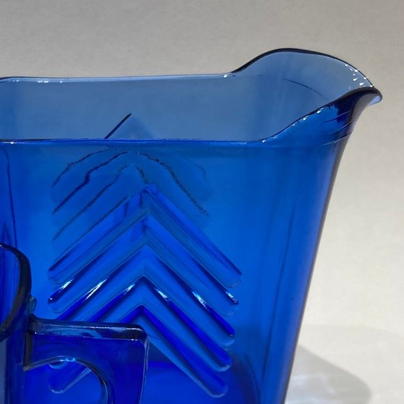 VINTAGE COBALT BLUE GLASS SUGAR AND CREAMER - Picture 13 of 15